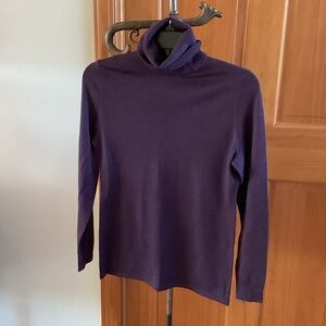 Lord and Taylor merino wool turtleneck XS EUC